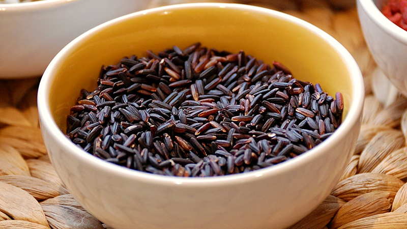 A bowl of black rice.