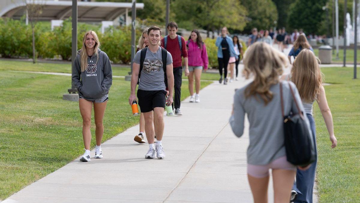 Mo State students change classes.